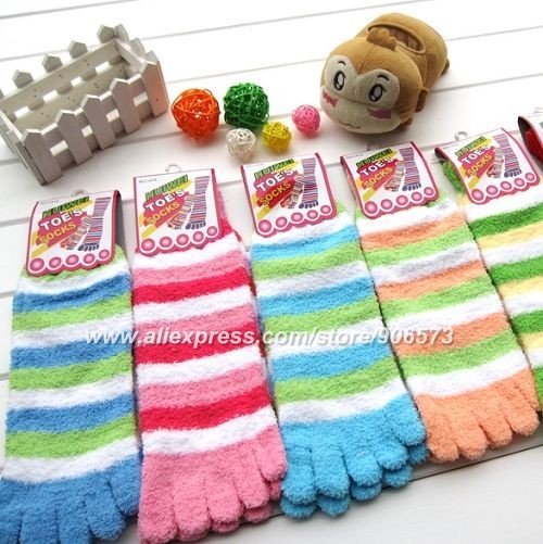 [ Free Shipping ] 20pairs/lot warmth microfiber ladies five toe socks , many beautiful styles five-toe socks ,  lady's socks