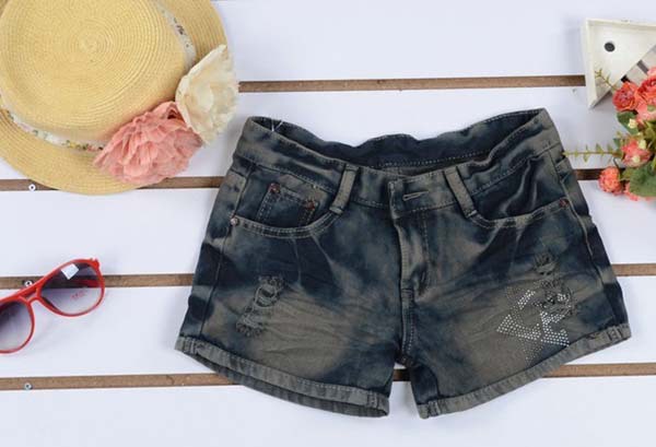 Free Shipping Cotton Shorts For Women Holes And Pockets Zip Fastener Drape Short Jeans WF13010406