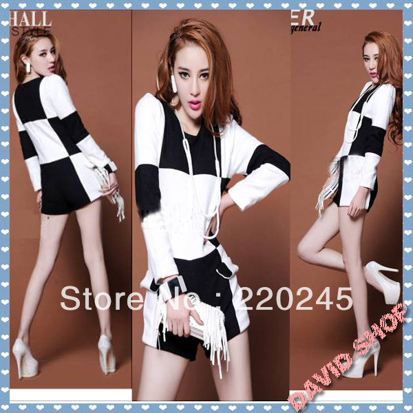 Free Shipping Europe And The United States Long-sleeved Retro Black And White Geometric Collision Color Woolen Jumpsuit