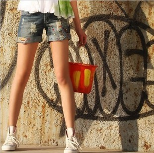Free Shipping ladies trousers graffiti hot pants denim shorts female summer/ women's jeans/Wholesale/Retail