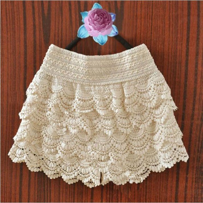 Freeshipping Sweet Lace Crochet Flower Shorts leggings / Hot pants Black and beige color