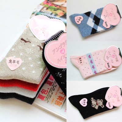 Hot Sales!Free Shipping Autumn And Winter Thickening Cotton Socks With Plaid Love Elk Bear ,Rabbit Wool Socks HZX0051