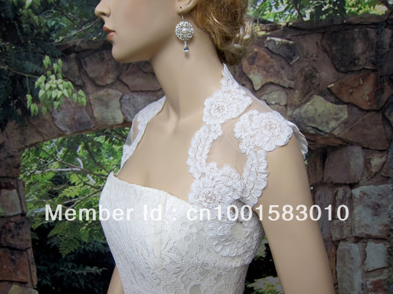 Lace Briadal Bolero Elegant Sleeveless Wedding Wraps With Sexy See Through Back Fast Shipping
