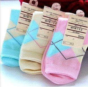 Min Order $10(mixed order) Retail Lovely ladies candy colored Argyle Plaid cotton socks