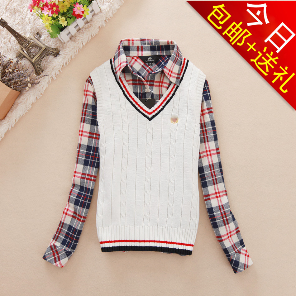 0312 2012 autumn and winter pullover fashion preppy style female solid color V-neck small sweater vest wool waistcoat 5