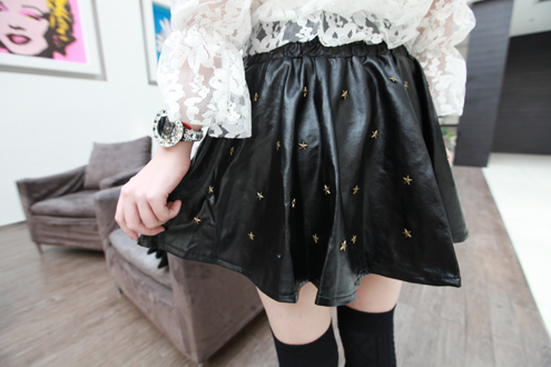 10.11yumi book jumper faux high waist coveredbuttons universal pleated leather skirt