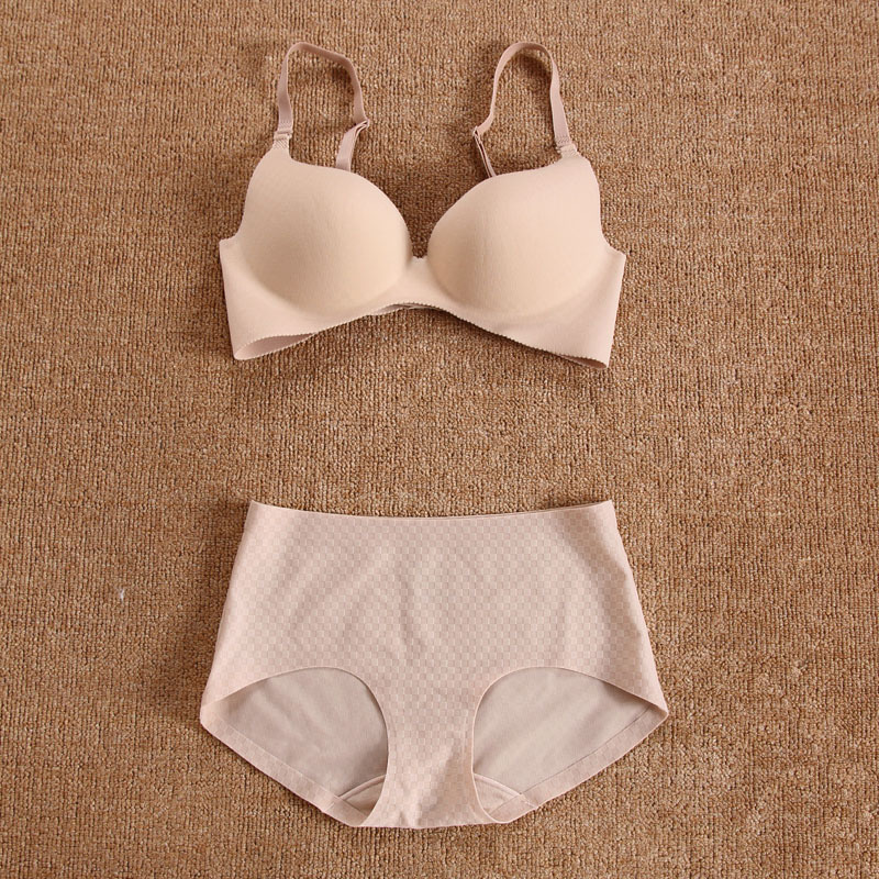 100% invisible mohini charming waffle bra set