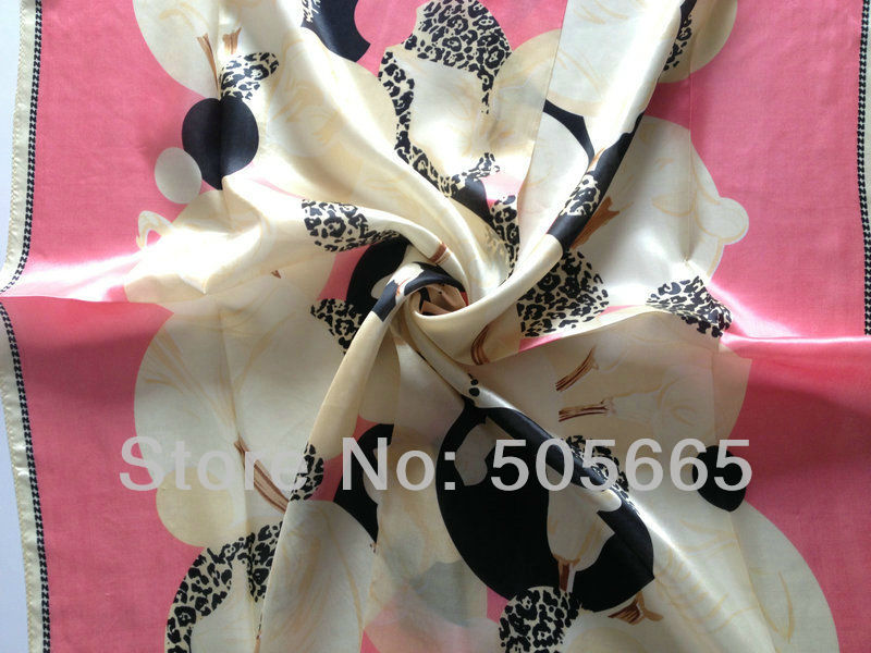 100% pure silk scarf print ,90*90  suqare  ,pink  geometry print  fashion silk scarf