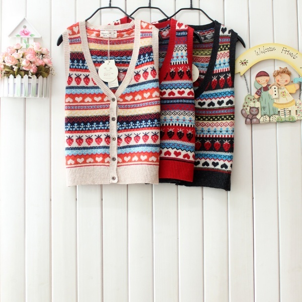 12 autumn and winter small fresh computer jacquard stripe graphic patterns female V-neck sleeveless sweater cardigan vest