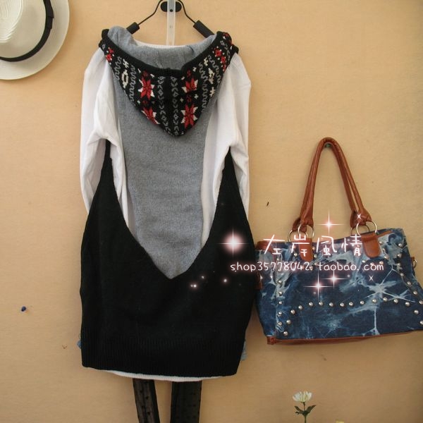 160 with a hood racerback vest design knitted vest
