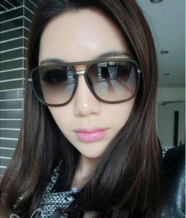 17 Y82 fashion big black rubric for sunglasses fashion vintage sunglasses male women's star style glasses