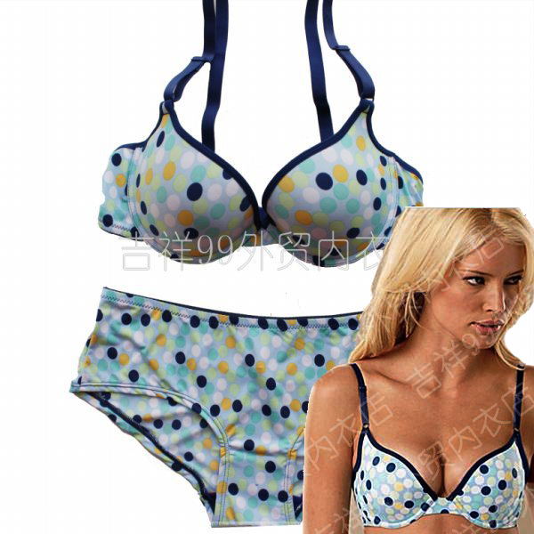2 6ixty8ight o rsquo . lingerie push up dot set