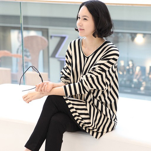 2011 maternity clothing spring and autumn stripe long-sleeve maternity top maternity t-shirt