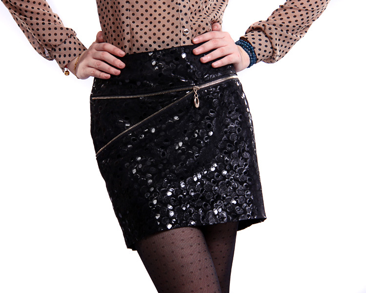 2012 autumn and winter genuine leather skirt bust skirt slim hip dot slim tailored skirt black