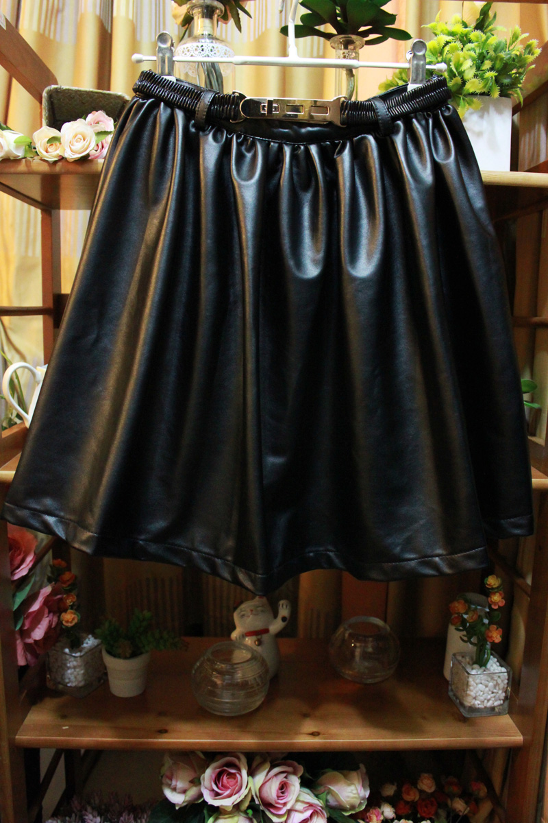 2012 autumn and winter hot-selling quality PU imitation leather high waist leather skirt half-length short skirt fluffy medium
