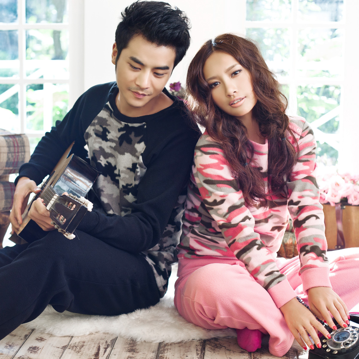 2012 autumn and winter lovers sleepwear song arrail polar fleece fabric men's clothing female shuiyi lounge set