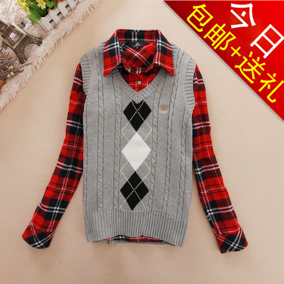 2012 autumn and winter pullover preppy style Women V-neck small plaid sweater vest wool waistcoat