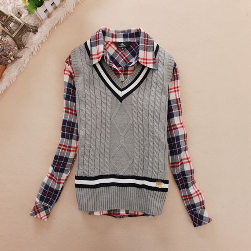 2012 autumn and winter sweet pullover solid color stripe V-neck slim female sweater wool waistcoat sweater vest