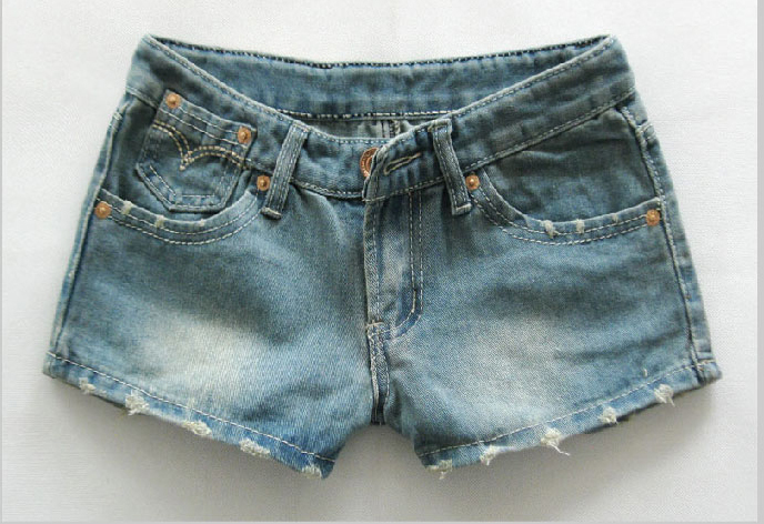 2012 autumn and winter women all-match denim shorts female distrressed loose plus size denim shorts lowing