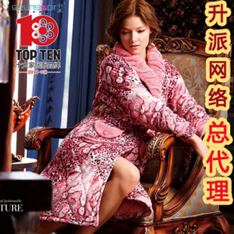 2012 autumn and winter women's fashion leopard print super soft thickening cotton-padded sleepwear robe lounge