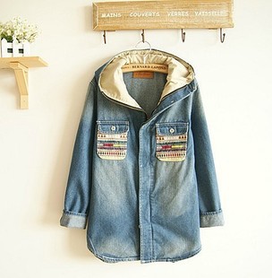 2012 autumn and winter women water wash retro finishing embroidery national trend with a hood casual denim outerwear trench