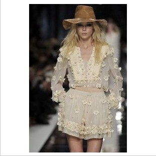 2012 autumn and winter yarn set female fashion paillette flower taoku beige black