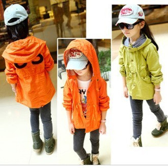 2012 autumn female child outerwear with a hood snap button medium-long trench outerwear with a hood casual outerwear children's
