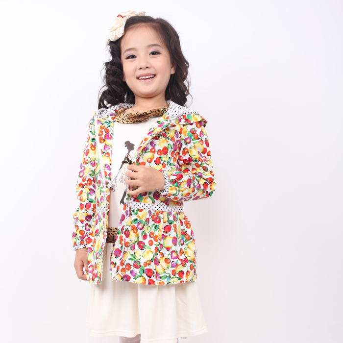 2012 autumn new arrival girls clothing outerwear short fruit short trench