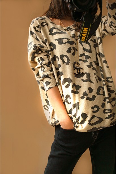 2012 autumn women's loose leopard print batwing sleeve sweater large