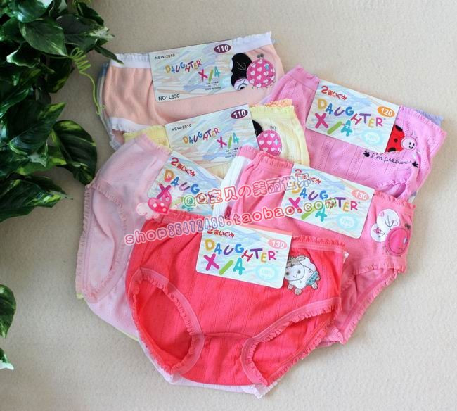 2012 child laciness cartoon 100% cotton small panties shorts female child underwear baby panties 2
