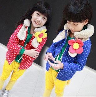 2012 clothing girls polka dot child wadded jacket cotton-padded jacket cotton-padded jacket female child outerwear stand collar