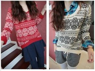 2012 Fashion autumn and winter new Retro irregular hem totem printing arc type loose sweater Free shipping! X17766403228