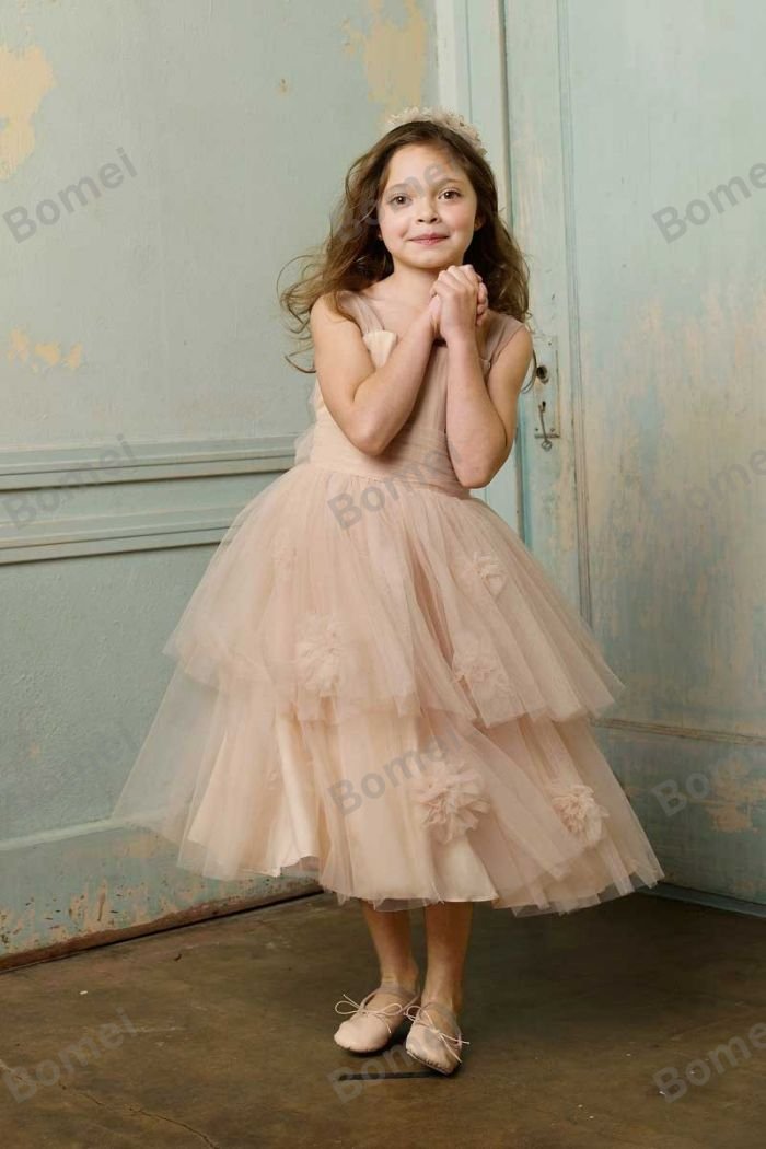 2012 Fashion High Quality Lovely Strapless Scoop Sleeveless with Flower Organza Flower Girls Dress