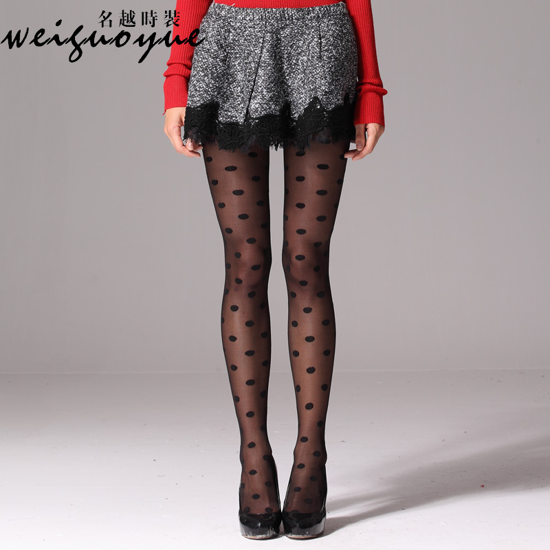 2012 fashion women's embroidery lace decoration a-line skirt all-match sexy mini skirt Leather