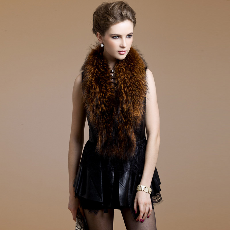 2012 female vest raccoon fur vest sheepskin genuine leather fur vest 8712