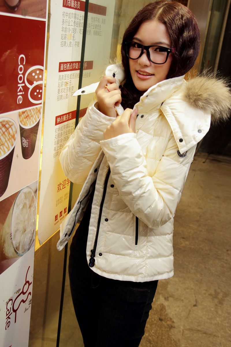 2012 Free shipping long down puffy coat  long down winter coat  women coats fashion 2012 winter