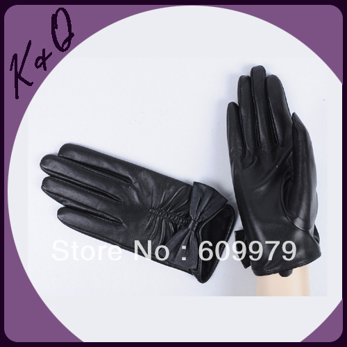 2012 Free Shipping New Sheepskin gloves for Women Winter Warm black leather glove GL00902 Size of S, M, L