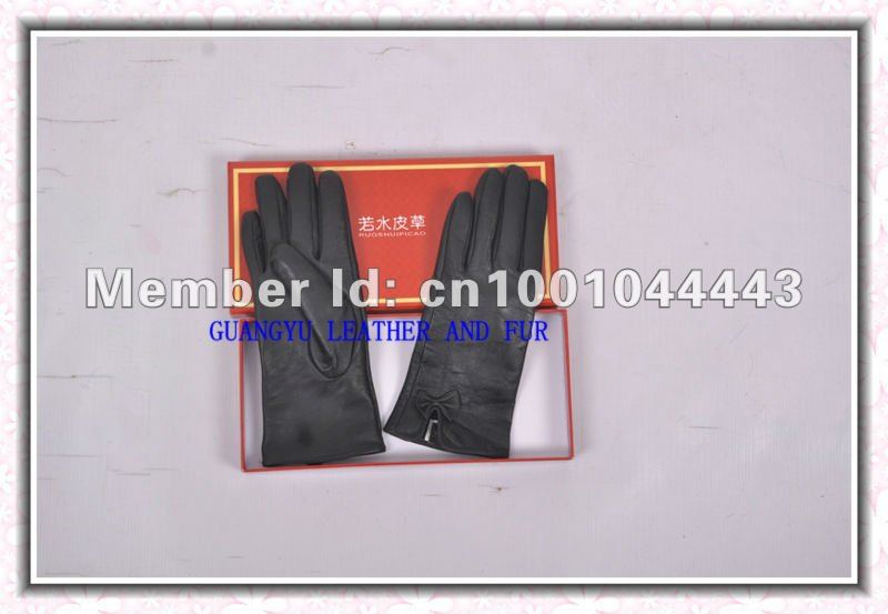 2012 Free shipping Wholesale ladies/women fashion genuine black leather gloves with butterfly bow 011-1