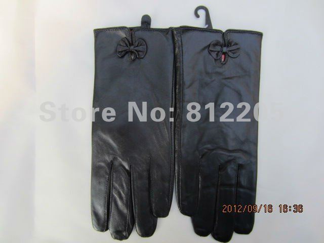 2012 Free shipping Wholesale ladies/women fashion genuine black leather gloves with butterfly bow 050-1