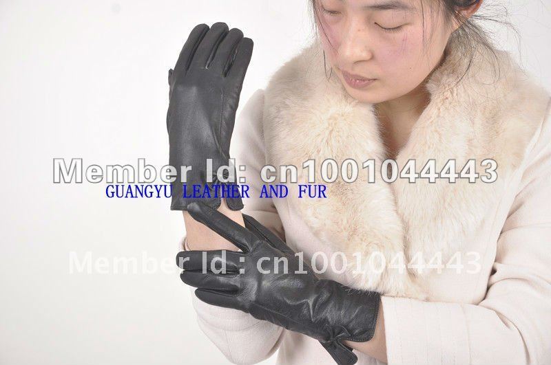 2012 Free shipping wholesale women new fashion winter genuine black leather winter gloves with bow011-1