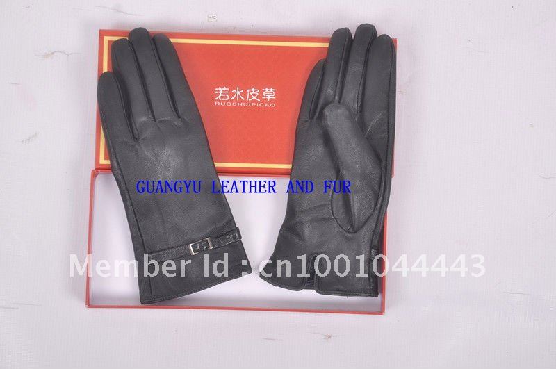 2012 Free shipping wholesale women new fashion winter genuine black leather winter gloveswith buckle 005-1