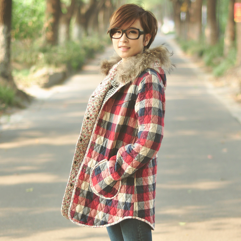 2012 fresh , plaid with a hood plus cotton shirt trench outerwear wadded jacket women