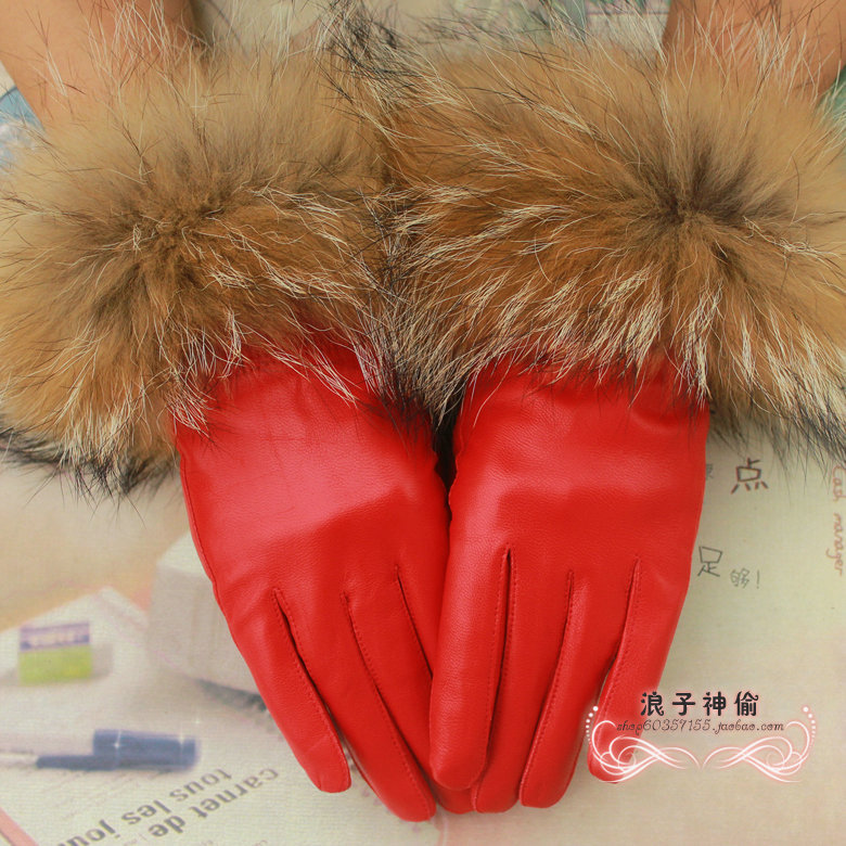 2012 gloves autumn and winter thermal thickening plus velvet raccoon fur wool sheepskin genuine leather gloves women's