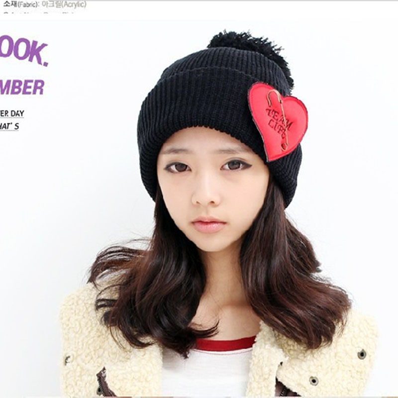 2012 hat female pin lovers knitted hat knitted hat male women's autumn and winter thermal cap