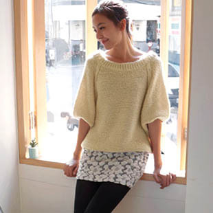 2012 hot-selling needle bandage back placketing three quarter sleeve casual sweater free shipping