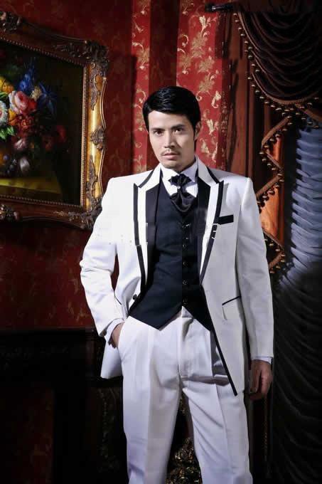 2012  Men's Wedding white clothes with black collar Dress Groom Wear & Accessories groom suits Groom Tuxedos
