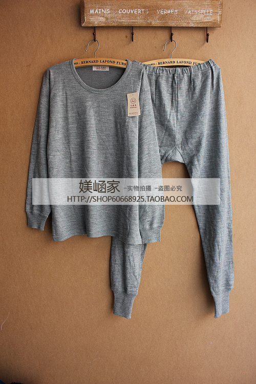 2012 new arrival all-match basic shirt male thermal set male underwear set