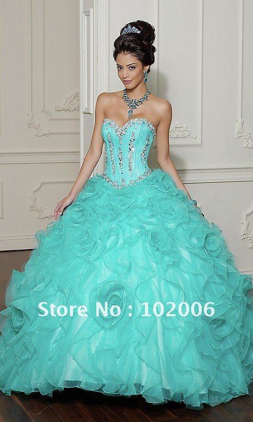 2012 New Arrival Royal Style Sweetheart Crystal Beaded Corset Ball Gown Light Blue Quinceanera Dresses QD1176A