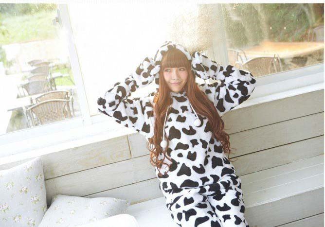 2012 New Fashion Adult Fleece Lovely Cow Pyjamas Pajamas Sleepsuit sleepwear with Gloves Gift