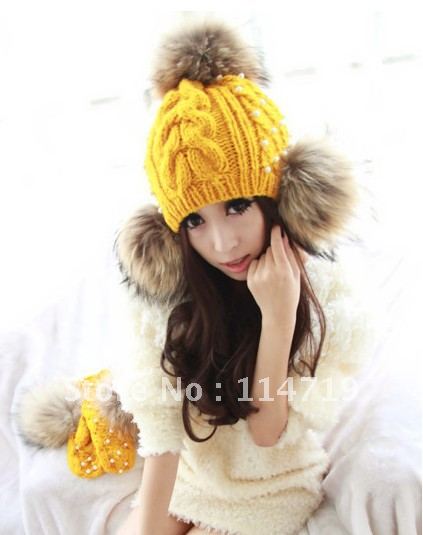 2012 NEW Winter & Autumn Hot-selling Fashion Casual Women's Lady's Warm Knitted Hat  with big Fur Ball Decoration pearl cap